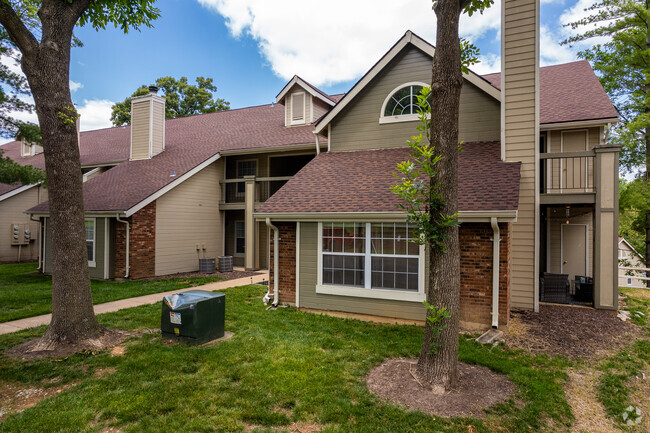 This is your new home! - Hunters Ridge STL Apartments