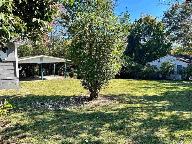 Photo - 804 Columbia College Dr