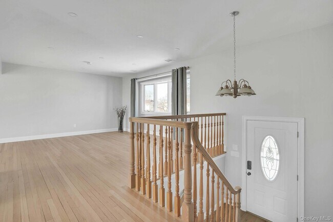 Photo - 89 Harvest Ln