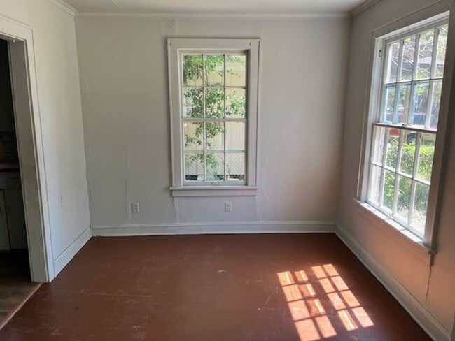 Photo - Classic 2 Bedroom Home