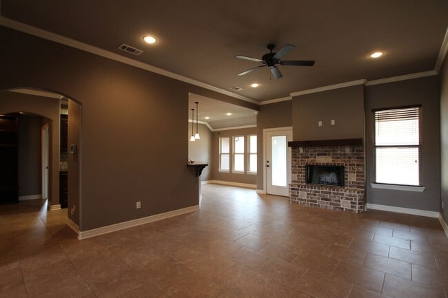 Photo - Coming Soon-Beautiful 3 bedroom 2 bath home in Flint!