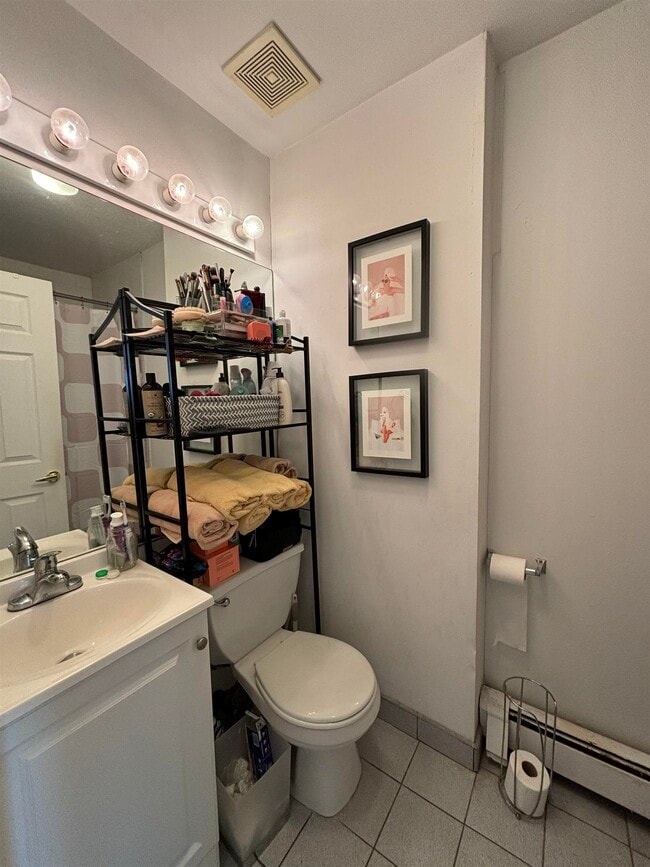 Photo - 409 1st St Unit 2