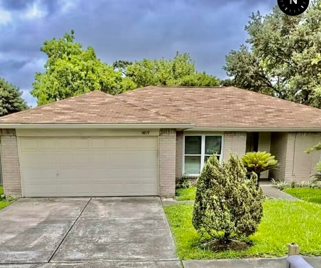 Building Photo - 14819 Selwyn Dr Rental