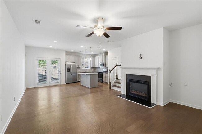 Photo - 2392 Belmont Pl