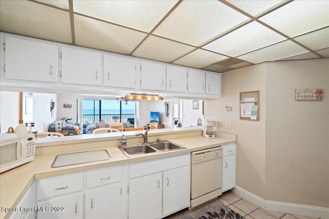 Photo - 6305 A1A Jimmy Buffett Mem Hwy Unit 142