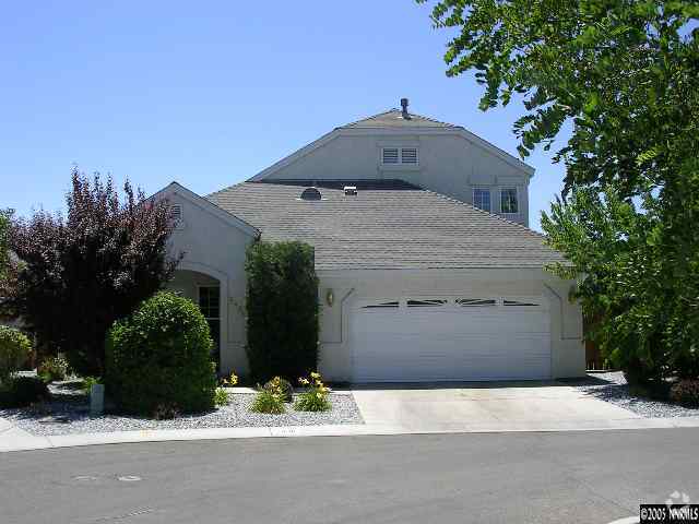 Building Photo - Silver Oak Gem Rental