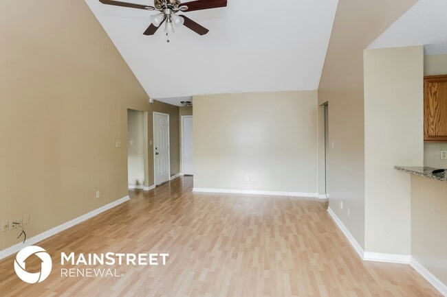 Photo - 7094 Showboat Ln