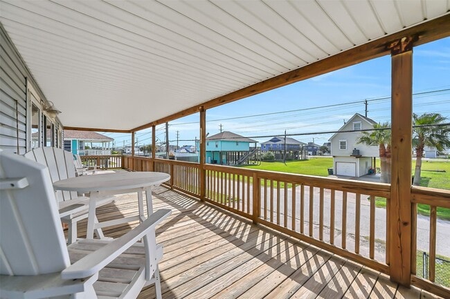 Photo - 21600 Zachary Dr