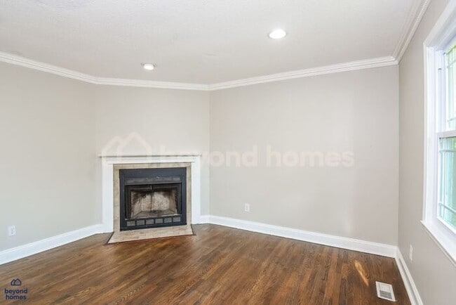 Photo - Beautiful 3-Bed + Bonus Room Home - Minutes from Downtown Chattanooga!