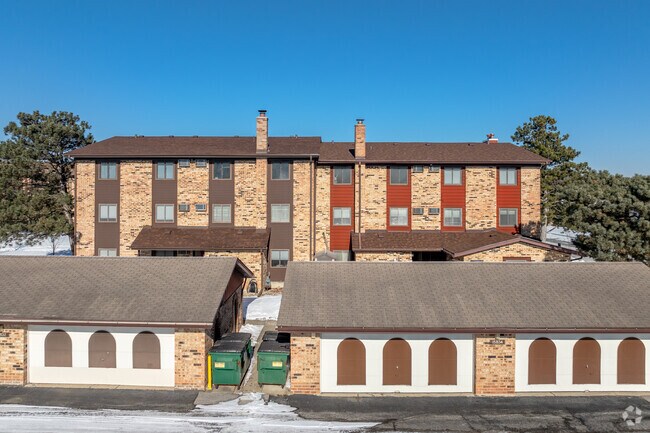 Alternate - Orlan Brook Apartments