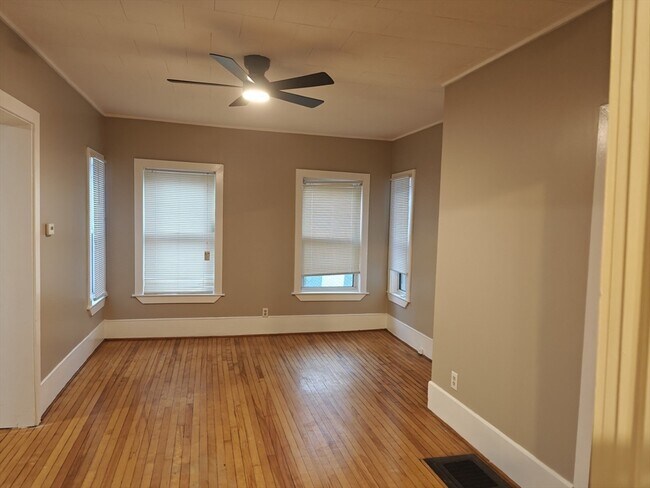 68 Marianna St Unit 1