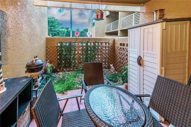 Photo - 9705 Fontainebleau Blvd