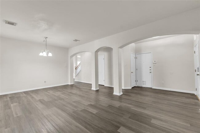 Photo - 3733 Eagles Nest St