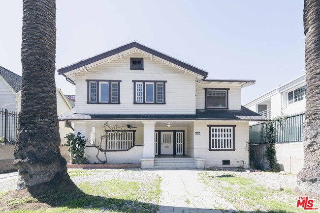 Building Photo - 967 S Gramercy Dr Rental