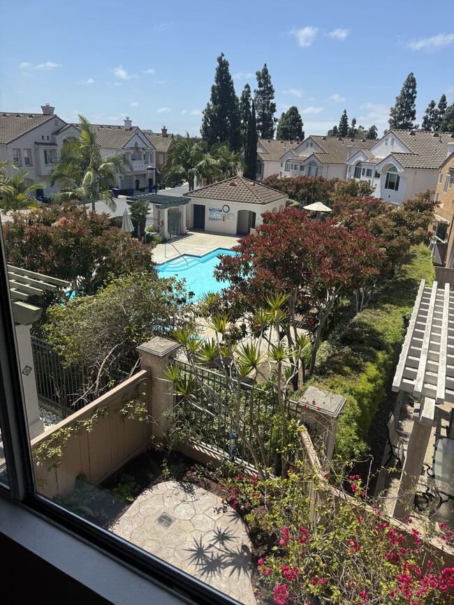 Photo - 5536 Renaissance Ave Townhome