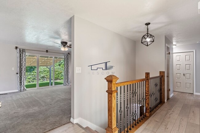 Photo - 3179 Hawthorne Ave