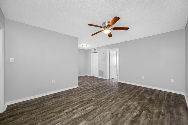 Photo - Breezy Palms