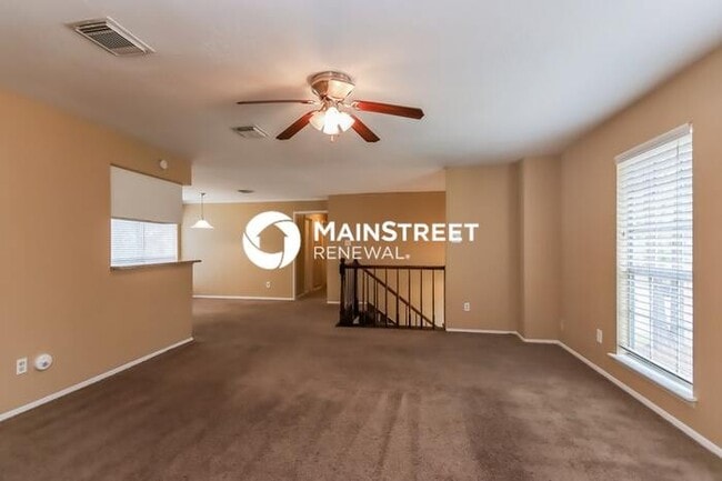 Photo - 4 Bedroom Pet-Friendly Home in Kingwood, TX with Main Street Renewal