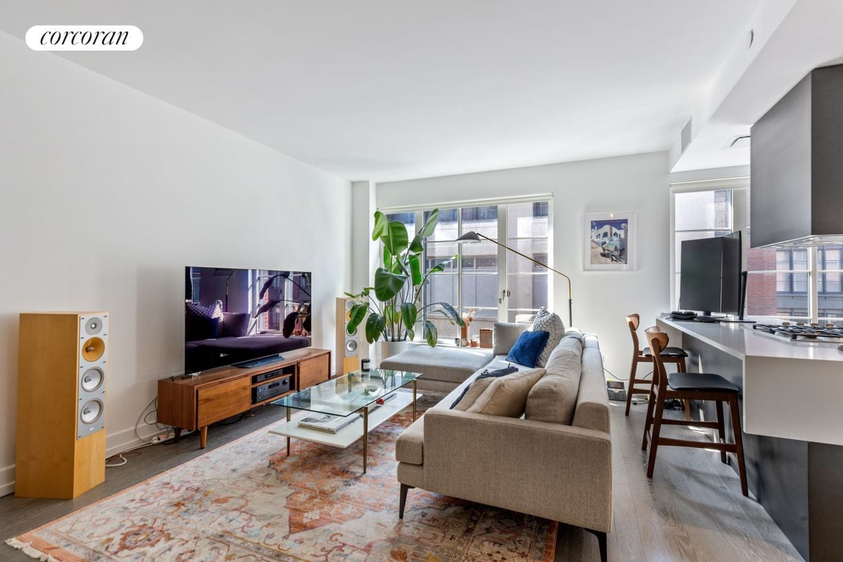 Photo - 61 Vandam St