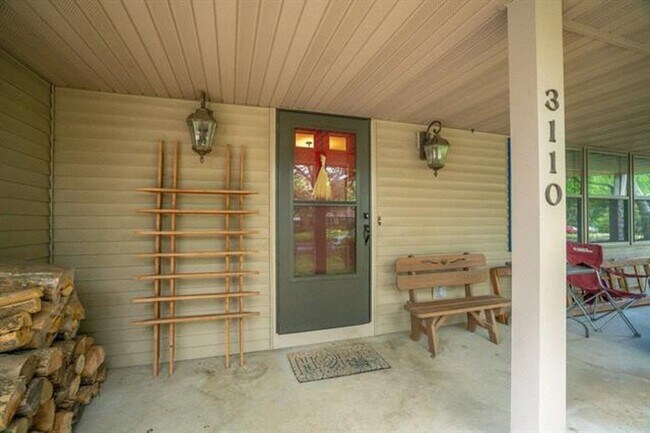 Photo - 3110 Ashford Ln