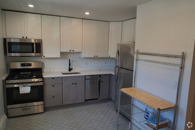 Building Photo - 364 Westwood Ave Unit 41 Rental