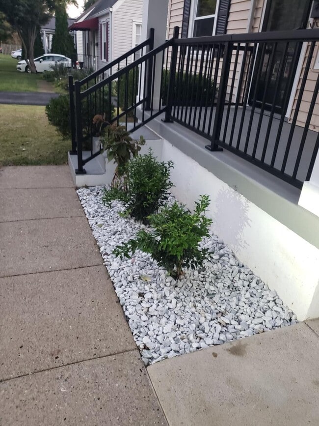 Photo - 2584 Greenup Rd