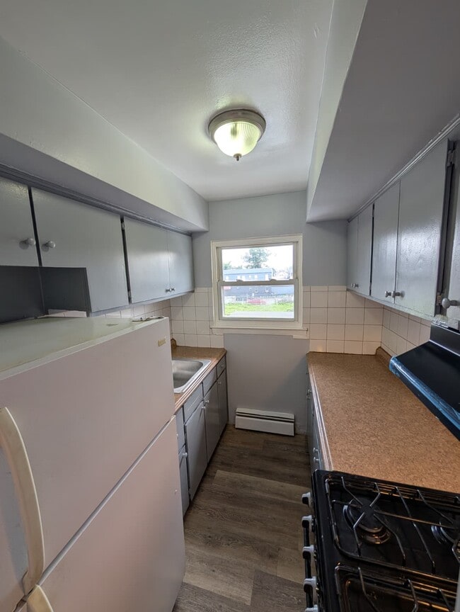 Building Photo - 901 Stuyvesant Ave Unit 3E Rental