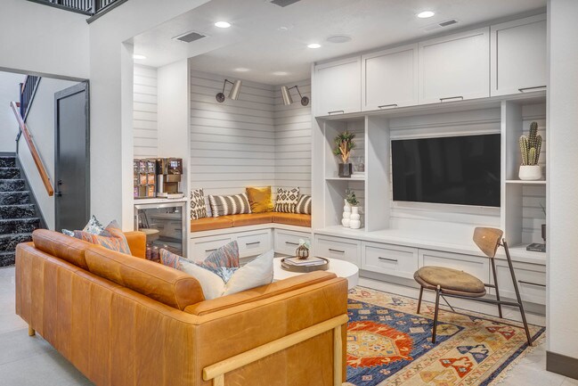 Santa Fe at Cottonwood Apartments
