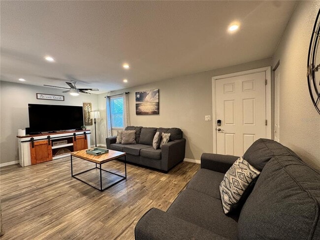2724 49th Ave W Unit 2724