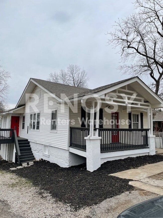 Photo - 576 S Oxford Ave
