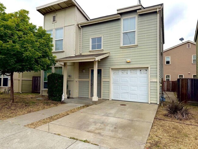 Photo - Freshly Painted w/ New Carpets 3 Bedroom, 2 Bath With Attached Garage