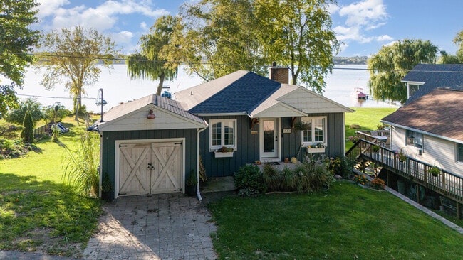 Photo - 15305 Silver Beach Dr