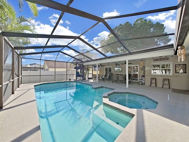 Photo - 308 Hammock Dr