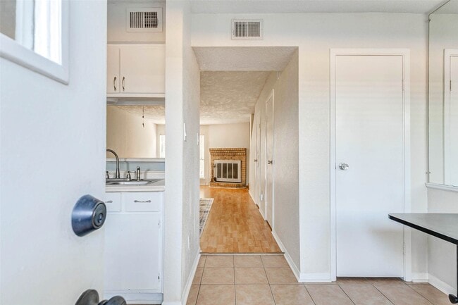 Photo - 1505 Ward Rd Unit 144