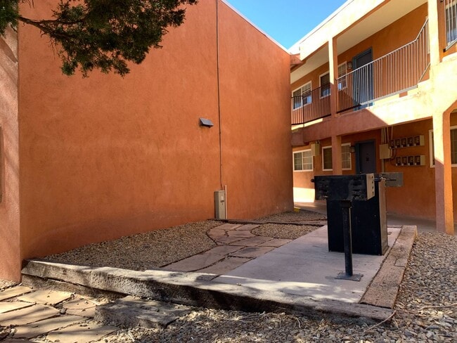 Photo - Casa Del Arroyo Apartments