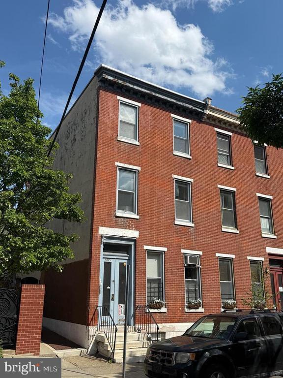 Building Photo - 559 N 16th St Unit 2R Rental