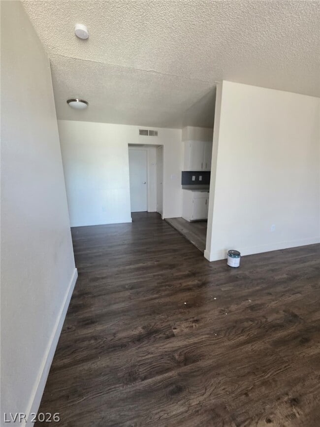 Photo - 1121 E Desert Inn Rd Unit 7