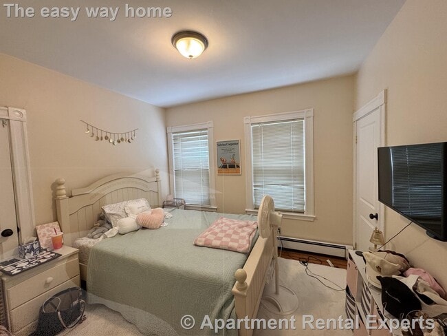 Photo - 1027 Broadway