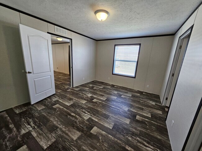 Photo - 1 Lou Henry Ln