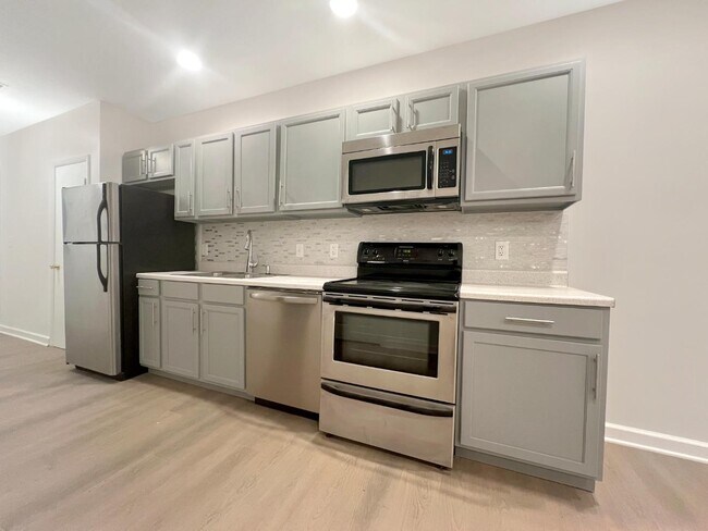 Photo - 1717 Trinidad Ave NE