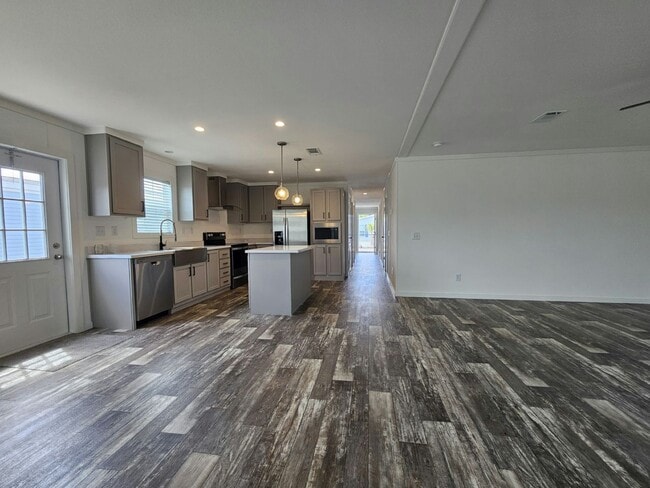 Photo - 6691 Hidden Oaks Dr
