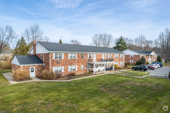 Wyncote Apartments - Wyncote Apartments