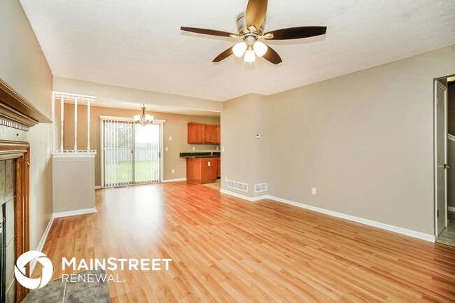 Photo - 1104 Mullens Ct