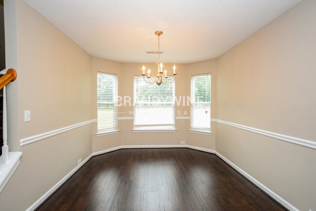 Photo - 3807 Rosebud Park Dr