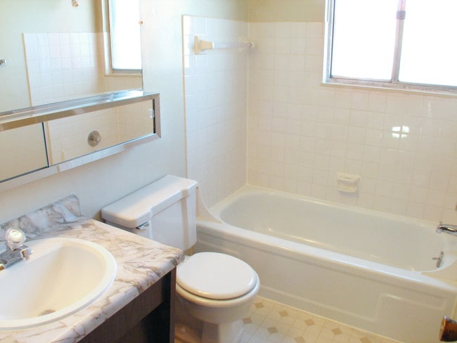 College Park Apartments
