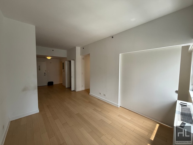 Building Photo - East 39th Street Rental