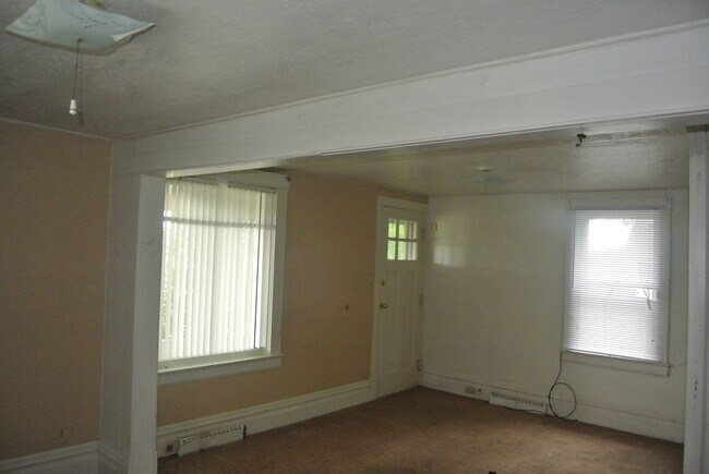 Photo - 2 Bedroom House!