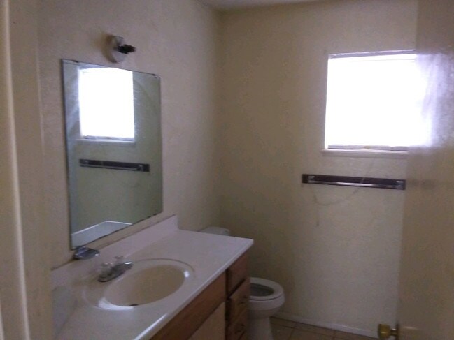 Photo - 4808 Johnson Rd