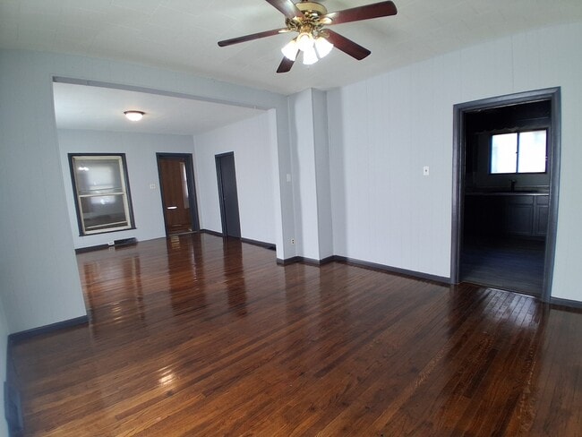 Photo - 35 S Griffin St