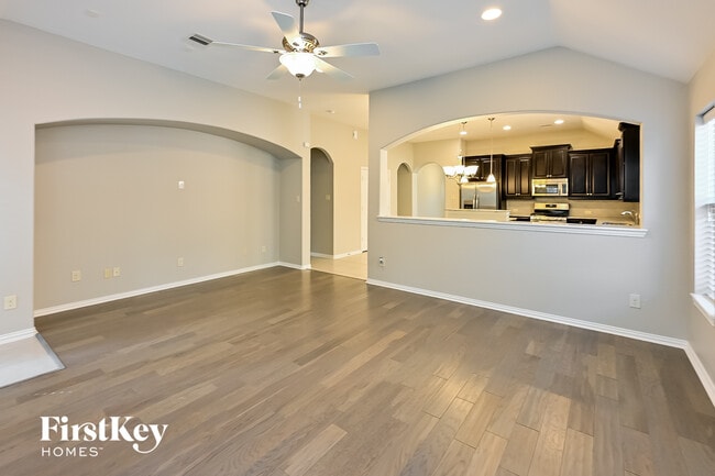 Photo - 21131 Bastide Ln